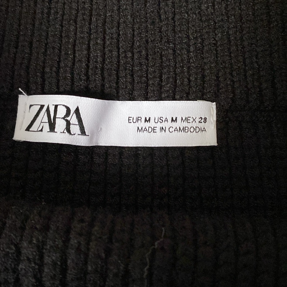 Zara Chunky Knit Skirt - Picture 2 of 5